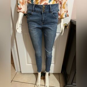 High-Waisted Blue Skinny Jeans (29)